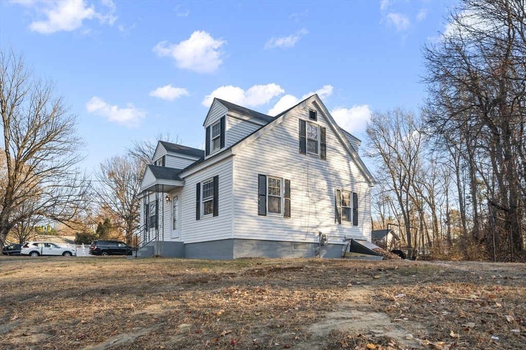 Property Photo: 94 York Ave MA 01420