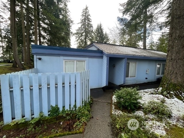 Property Photo:  4308 NE Sunset Boulevard P4  WA 98059 