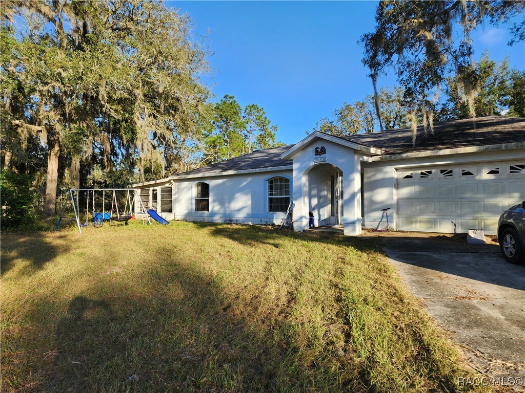 Property Photo: 5735 S Cherokee Terrace FL 34452