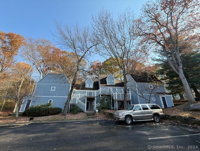 Property Photo:  611 Old Pond Lane 611  CT 06360 