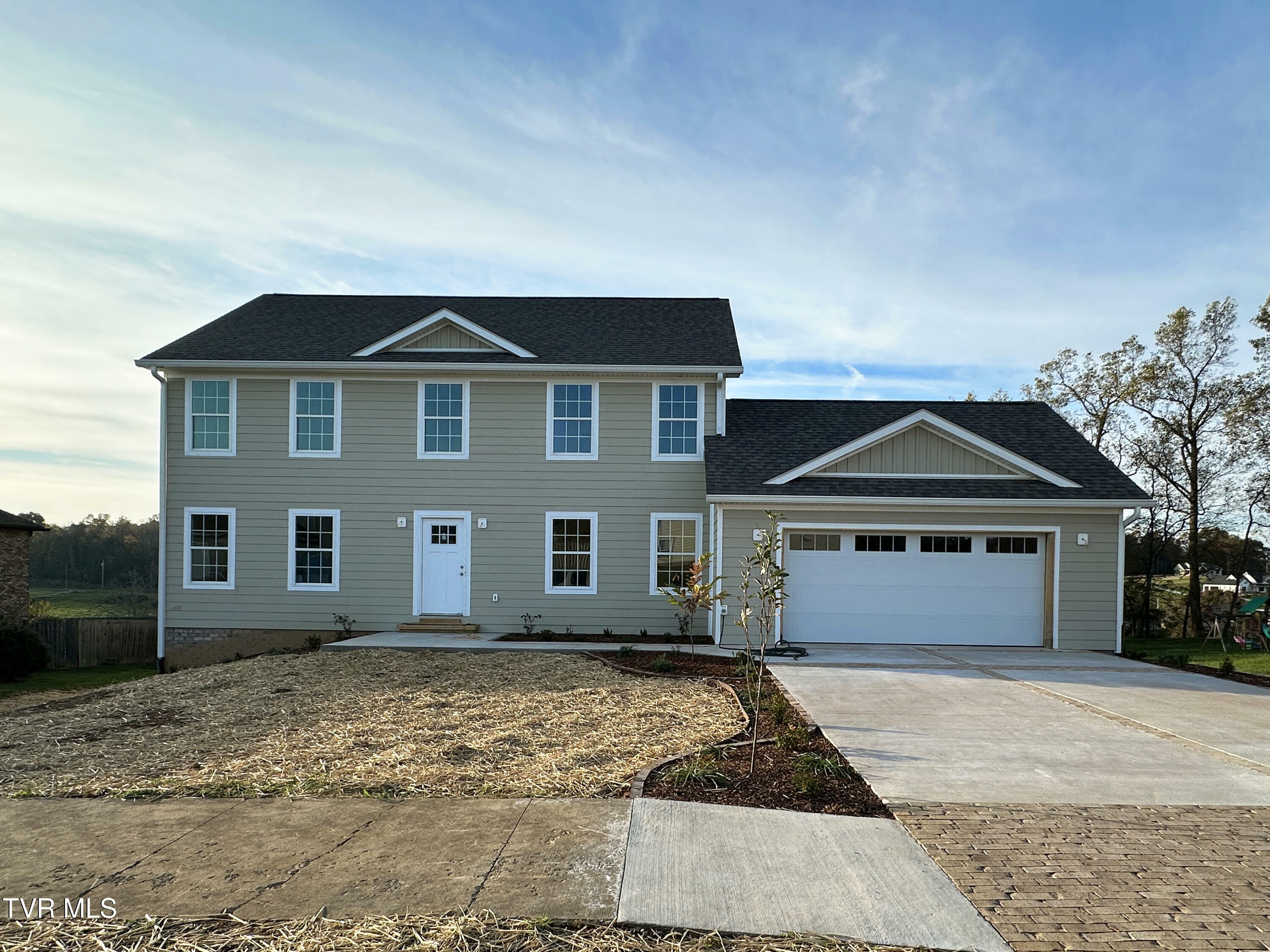 Property Photo:  1076 Willow Springs Drive  TN 37604 