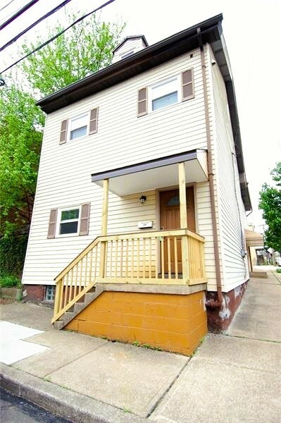 Property Photo:  327 39th Street  PA 15201 