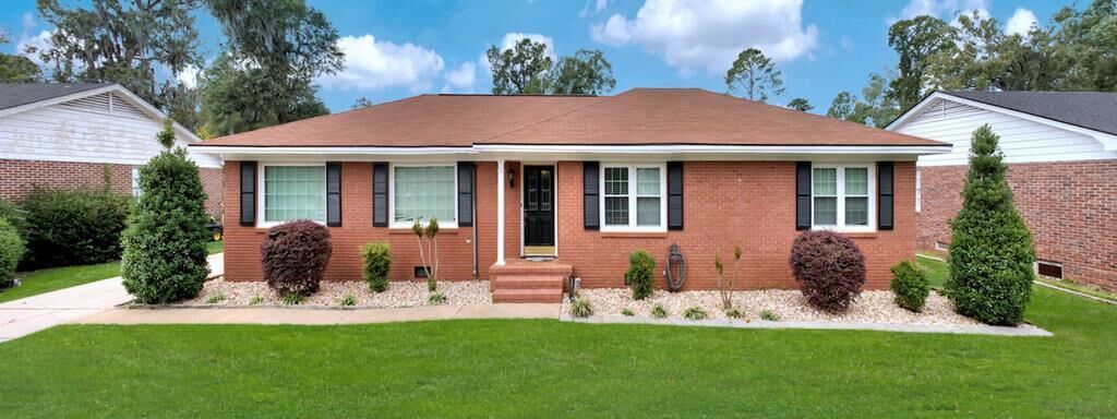 Property Photo:  427 S Audubon Drive  GA 31707 