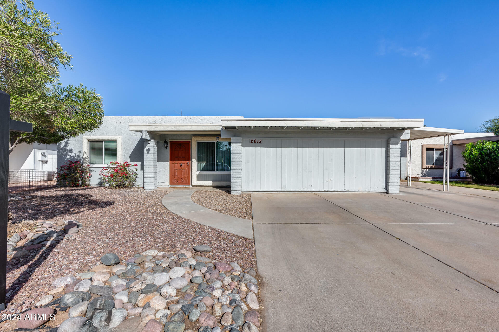 Property Photo:  2612 W Minton Drive  AZ 85282 