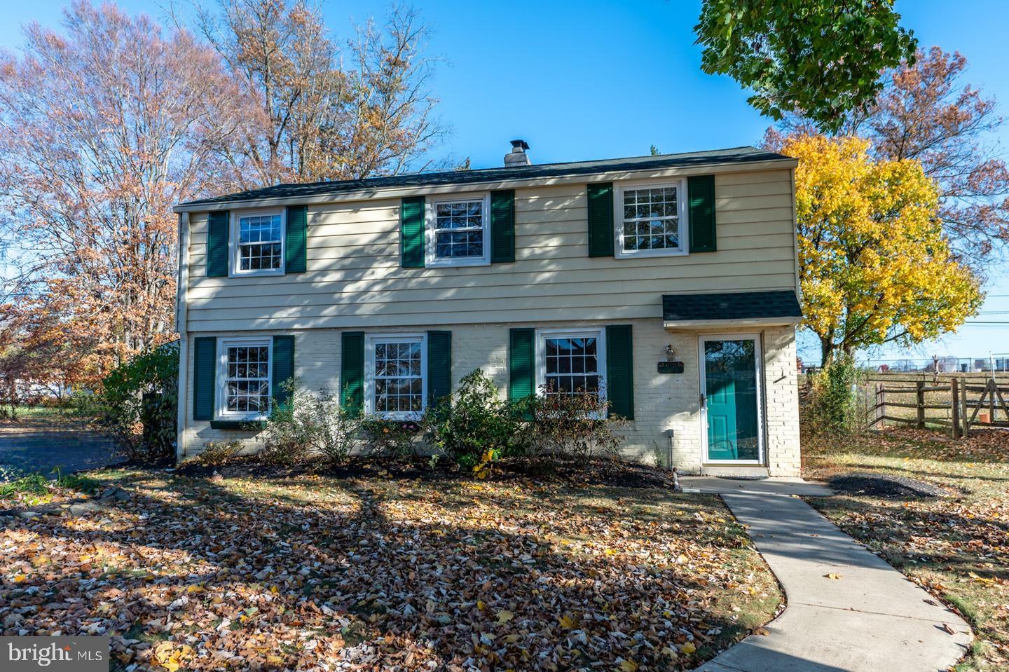 Property Photo:  4031 School House Ln  PA 19462 