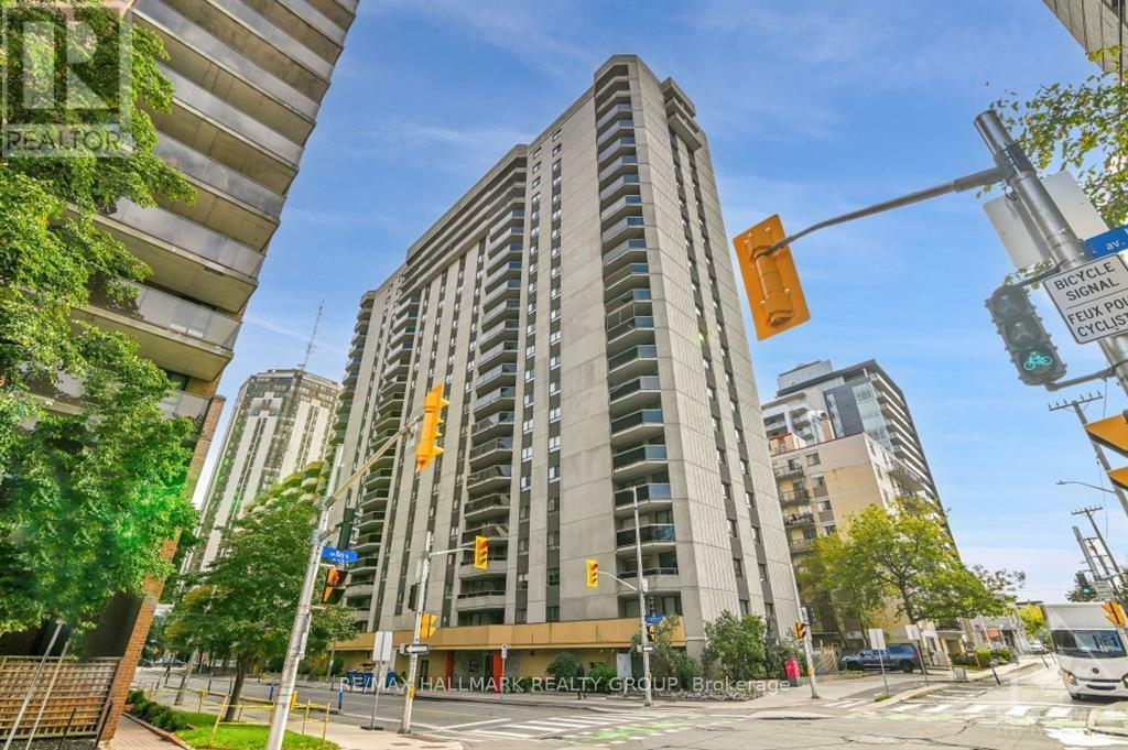 470 Laurier Avenue 604  Ottawa ON K1R 7W9 photo