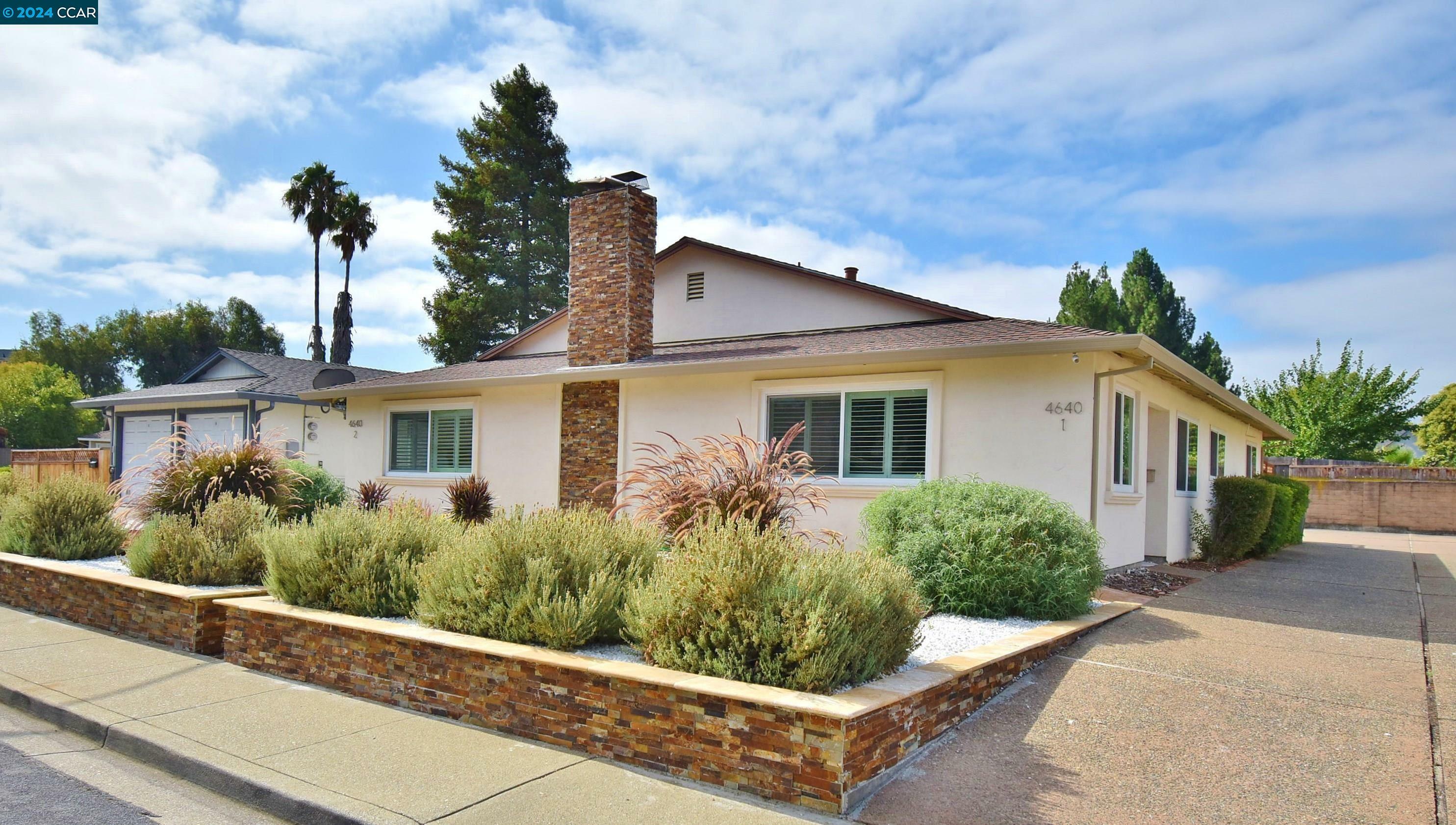 Property Photo:  4640 Rishell Ct 1  CA 94521 