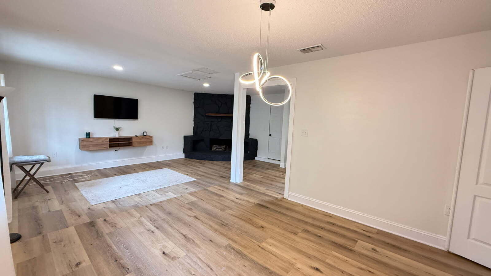 Property Photo: 215 NE Buck Drive FL 32548