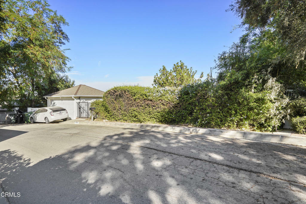 Property Photo:  3724 Berry Drive  CA 91604 