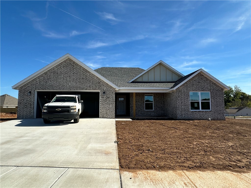 Property Photo:  26 N Banner Avenue  AR 72730 