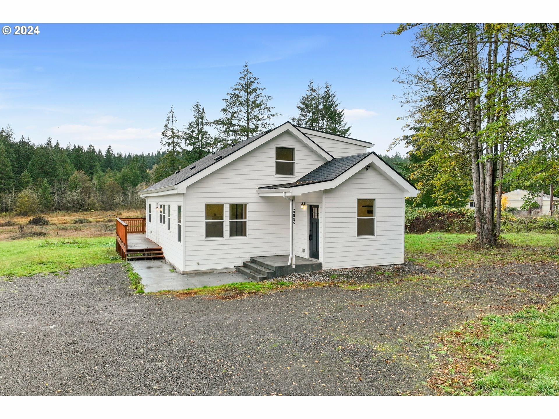 Property Photo:  22906 NE Pluss Rd  WA 98682 