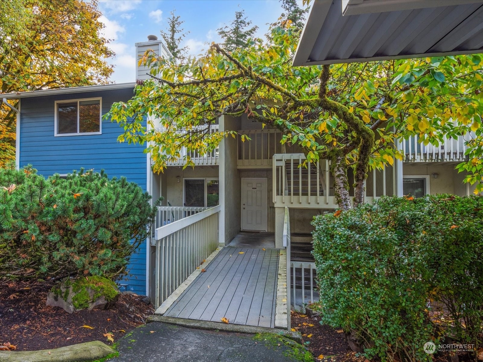 Property Photo:  9474  Redmond Woodinville Road NE A308  WA 98052 