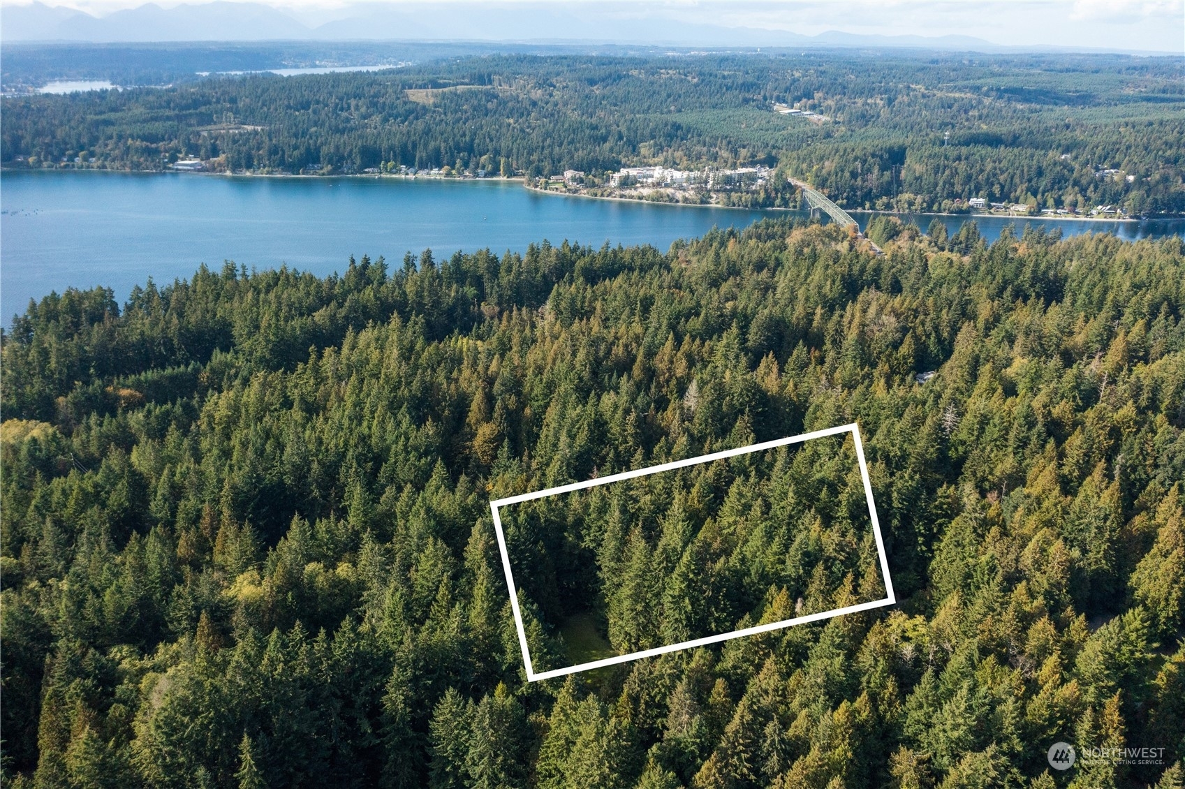 Property Photo:  15630 Agatewood Road NE  WA 98110 