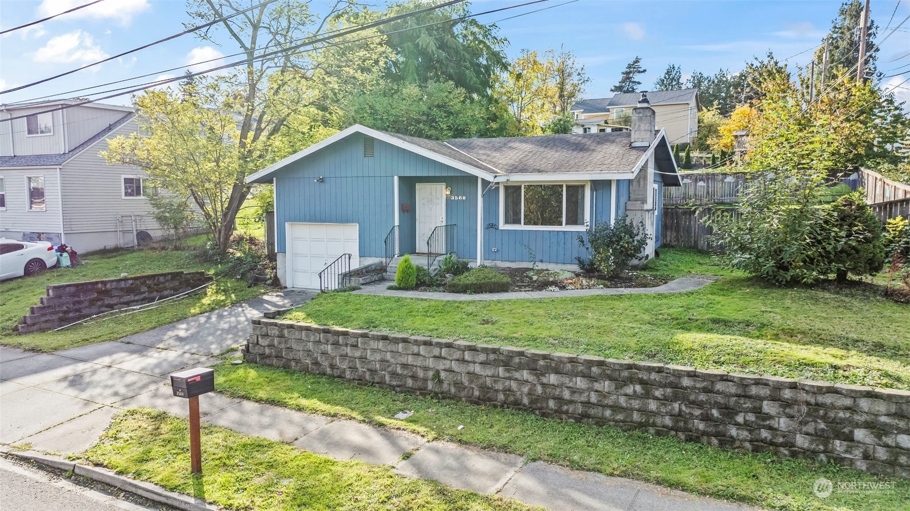 Property Photo:  3568 E Grandview Avenue  WA 98404 