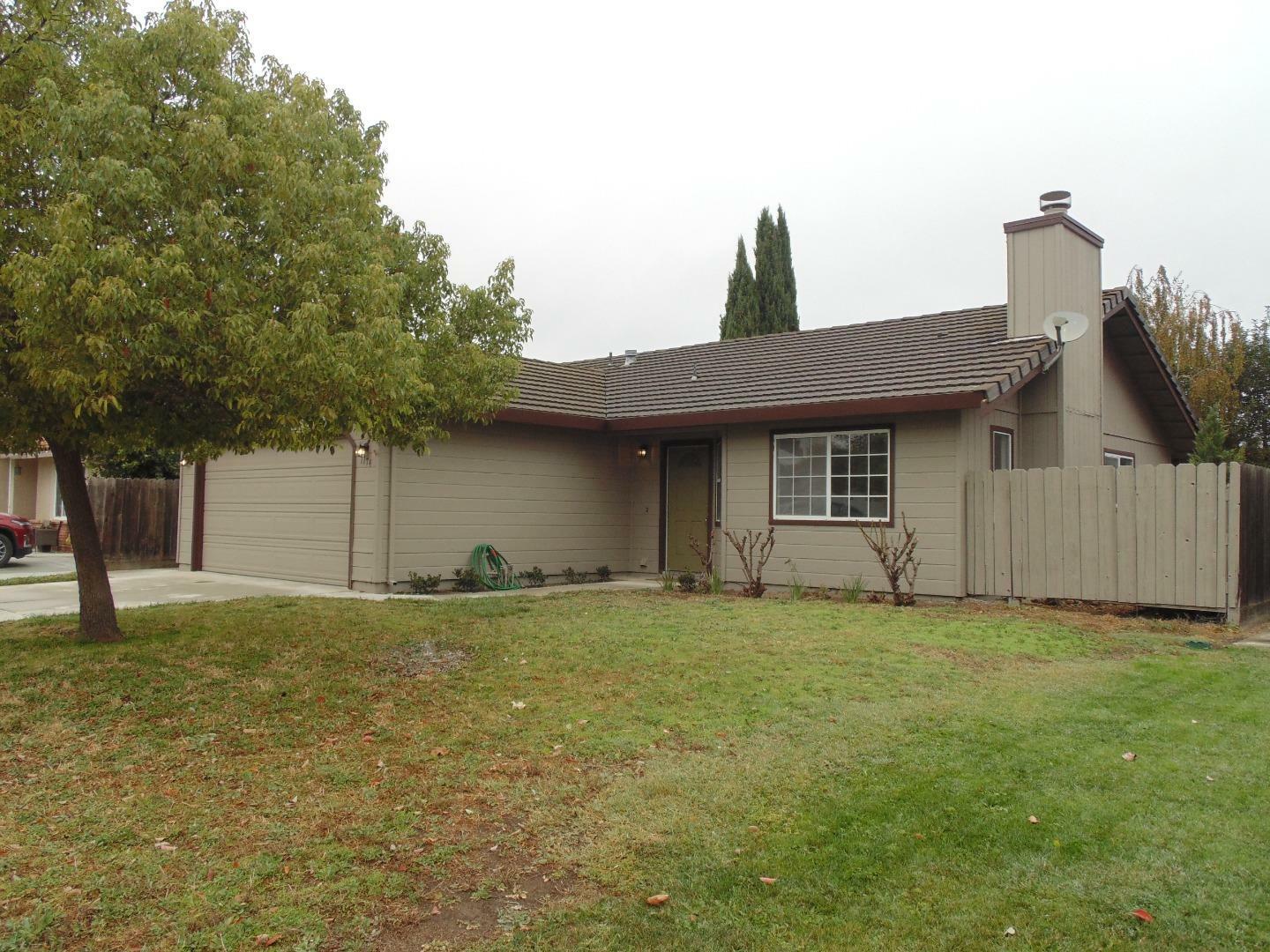 Property Photo:  1174 South Street  CA 95023 