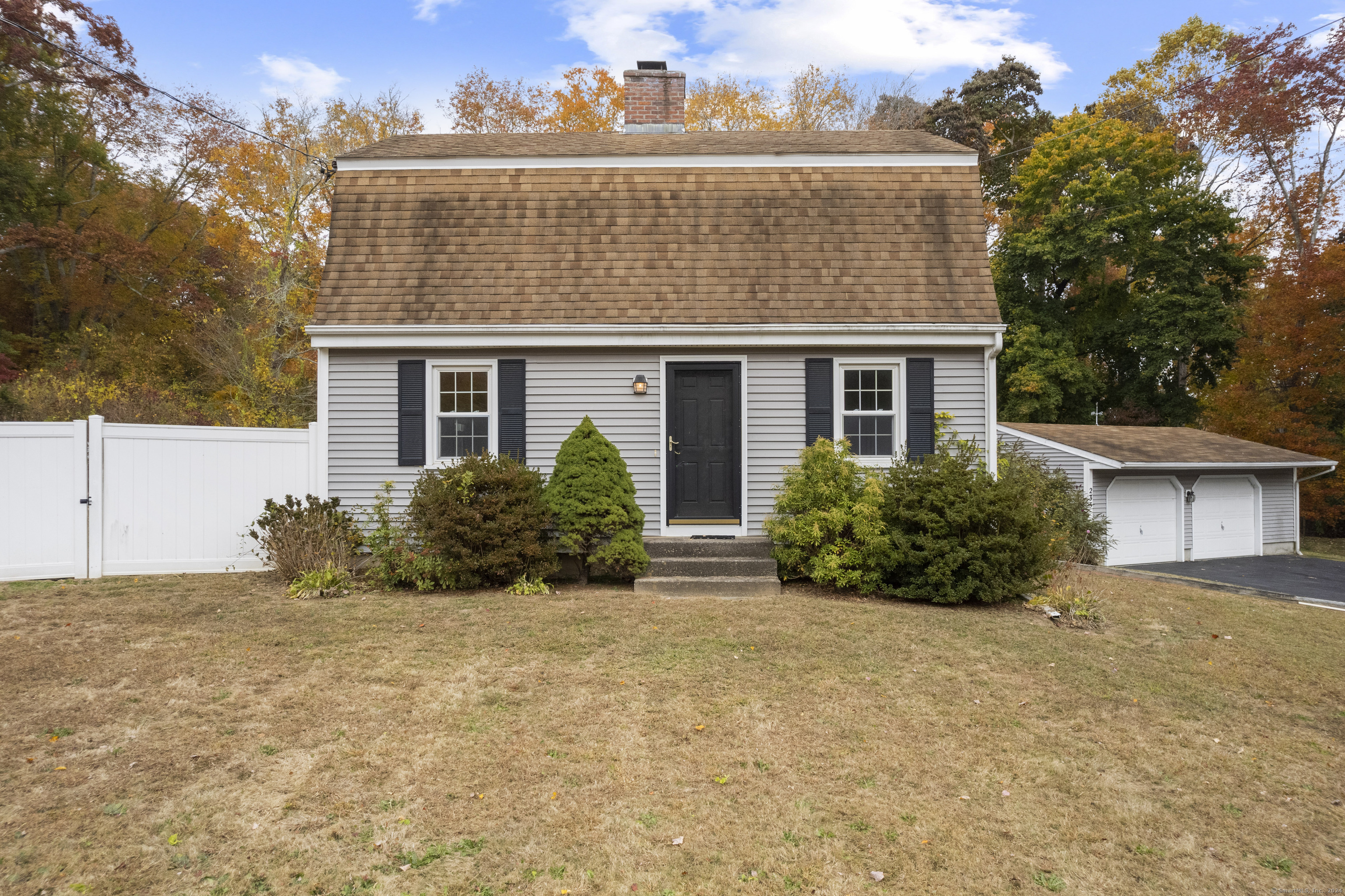 Property Photo:  235 Essex Road  CT 06475 