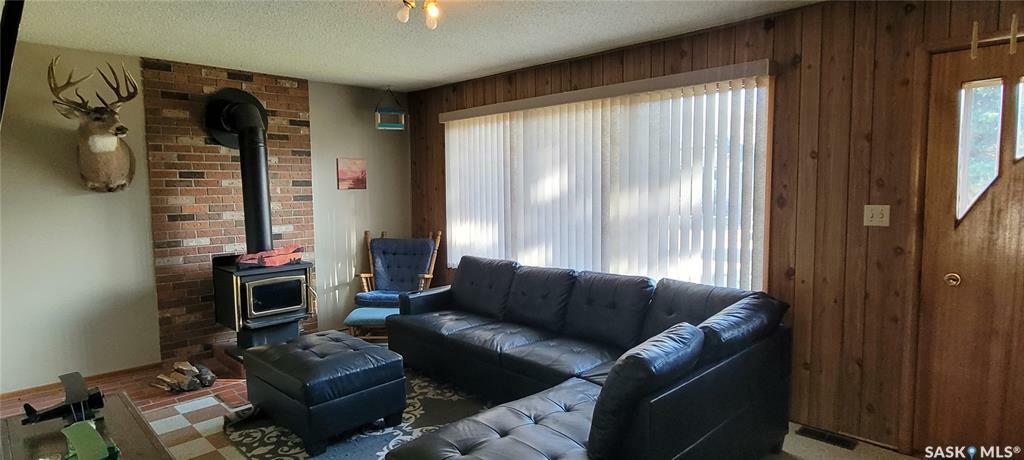 Property Photo:  311 5th Avenue  SK S0M 1L0 