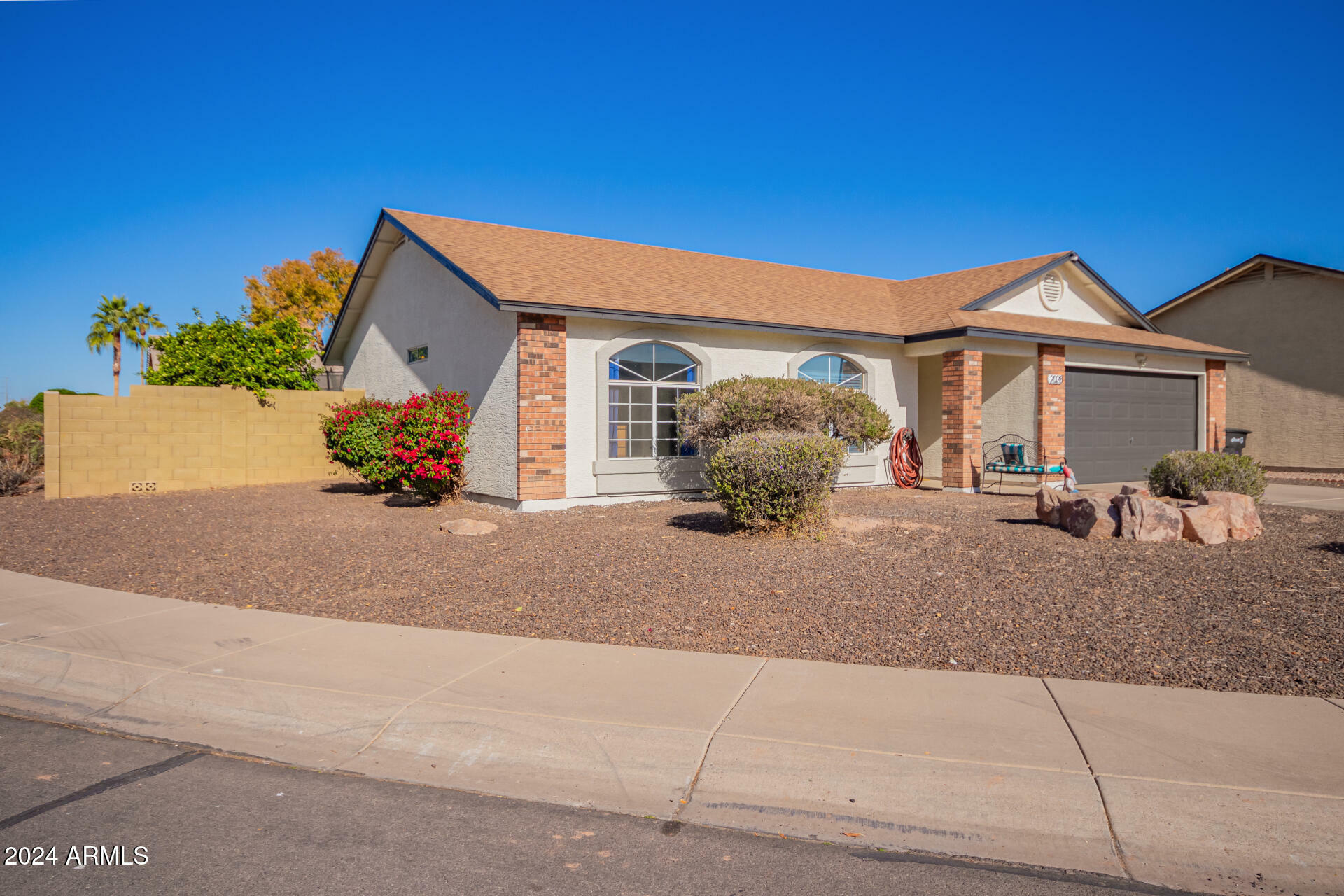 Property Photo:  2028 E Devon Road  AZ 85296 