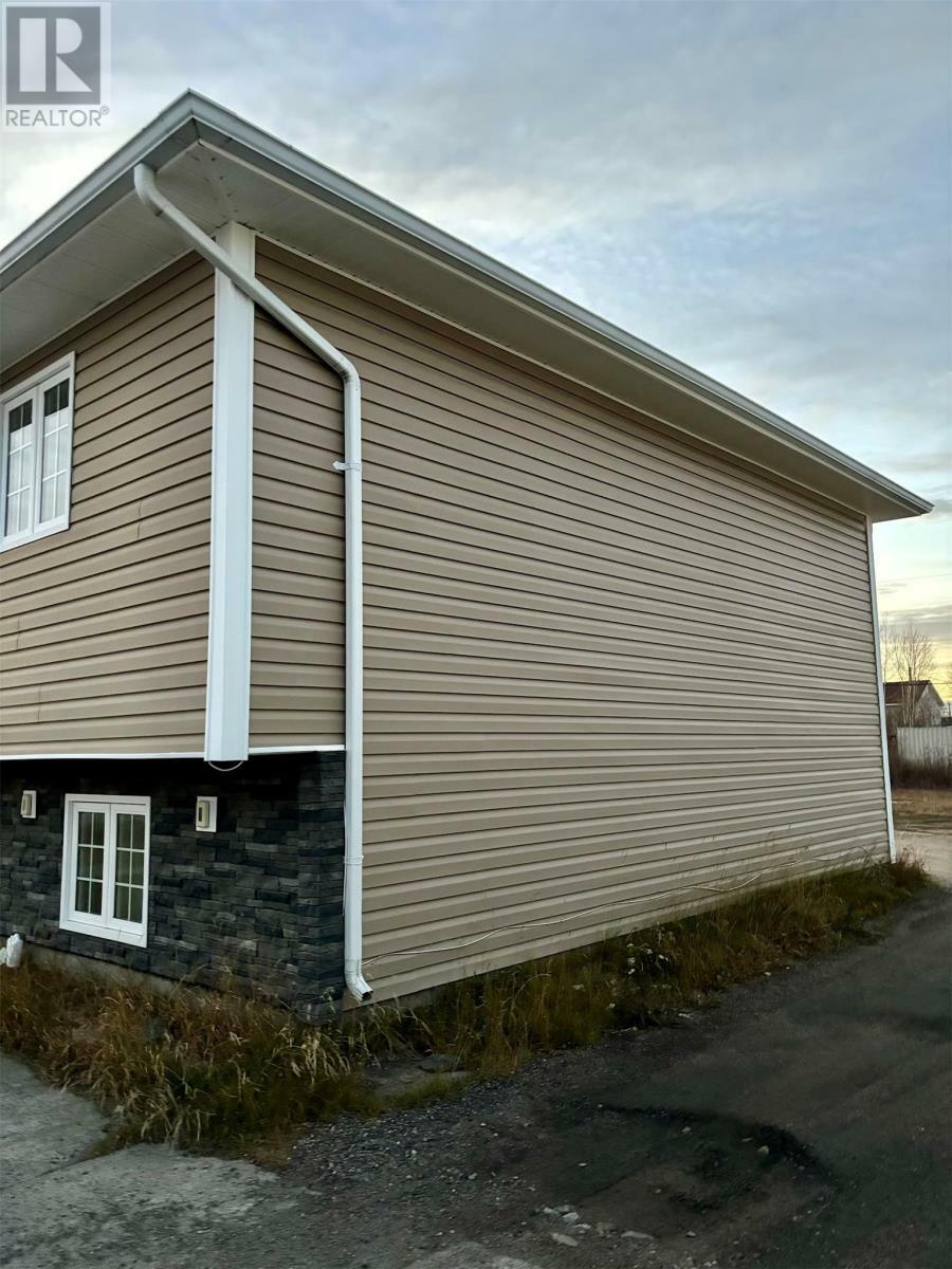 Property Photo:  25 Mesher Street  NL A0P 1E0 