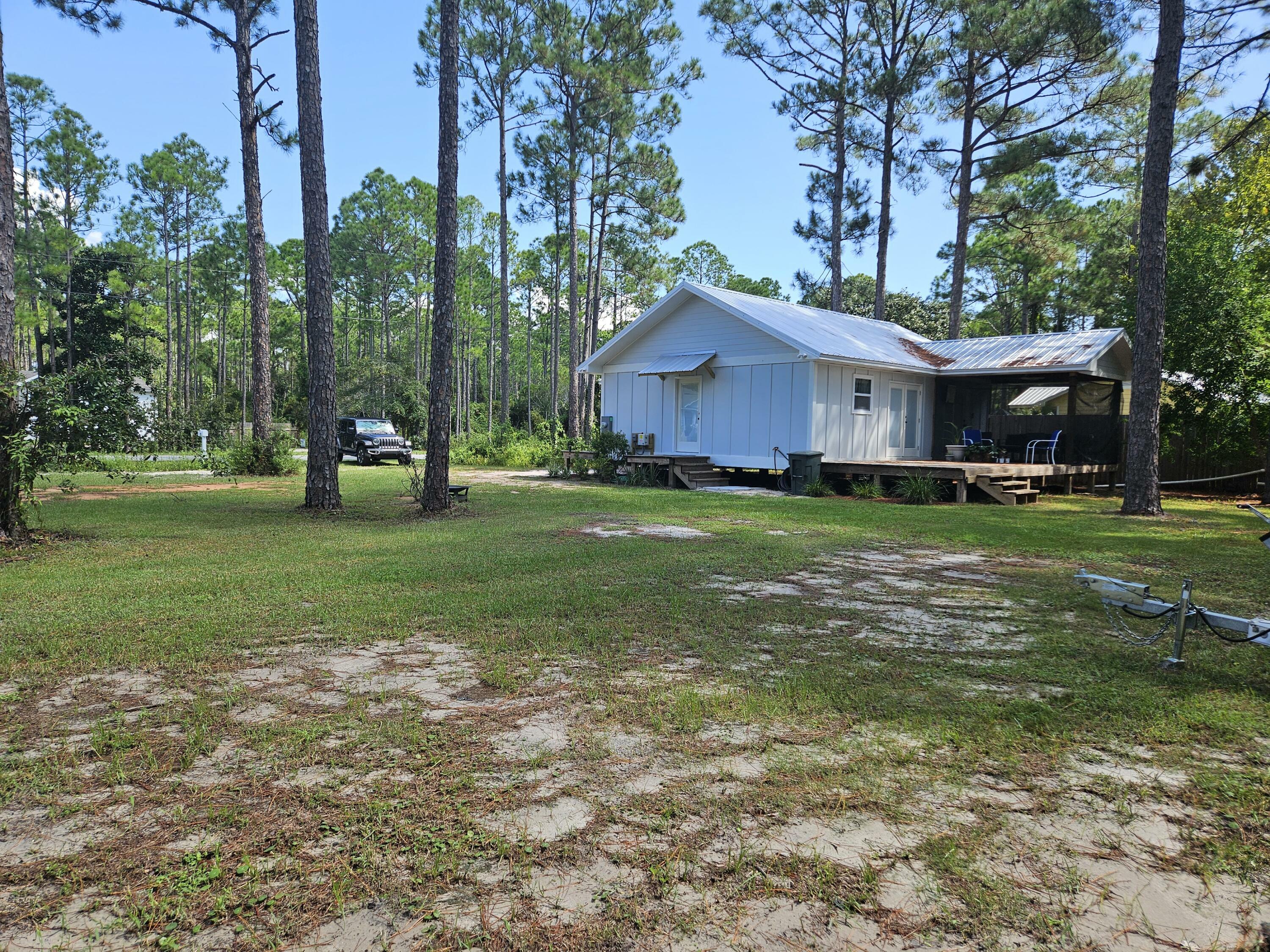 Property Photo:  71 Mandy Circle  FL 32459 