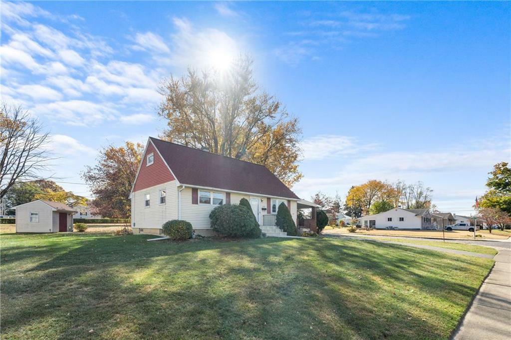 Property Photo:  2121 Aster Road  PA 18018 