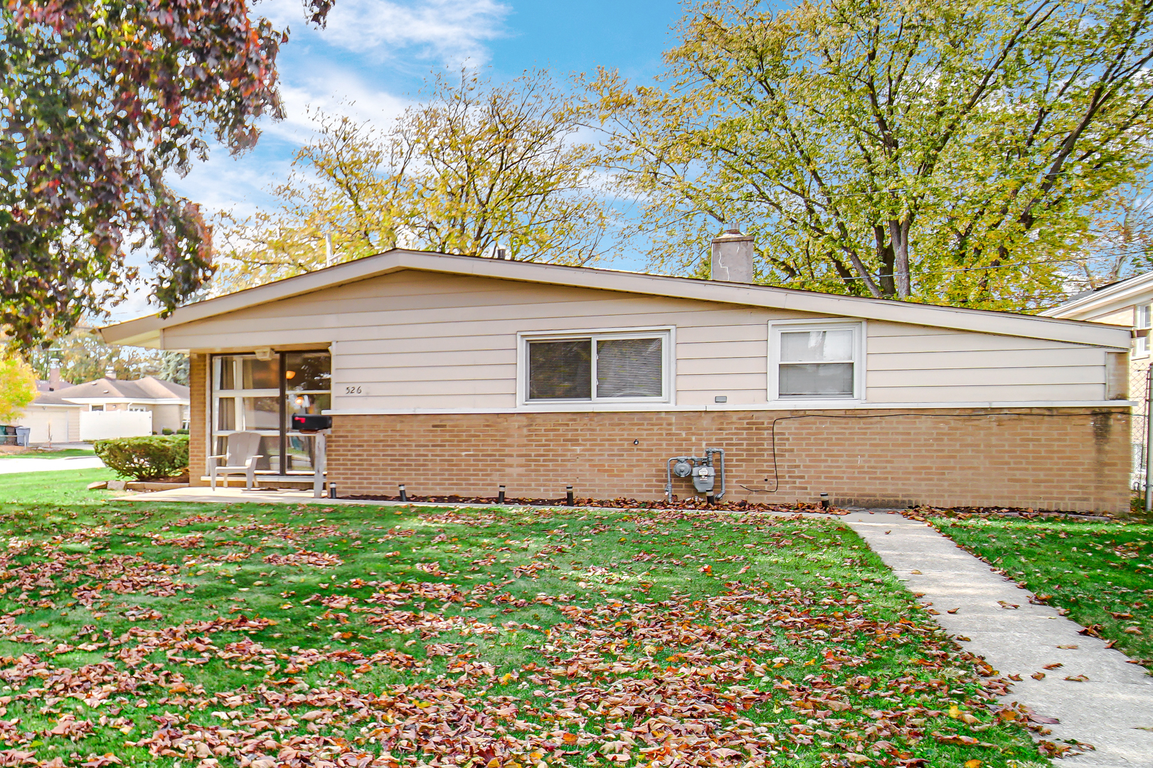 Property Photo:  526 Clayton Avenue  IL 60162 