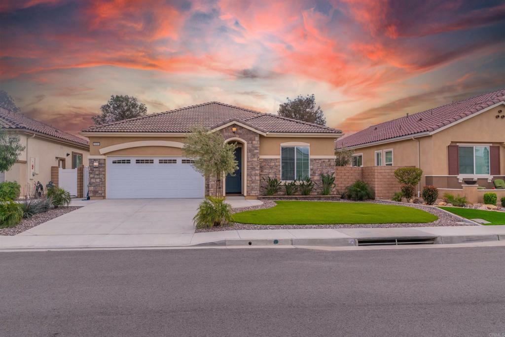 Property Photo:  26681 Verdant Cir  CA 92584 