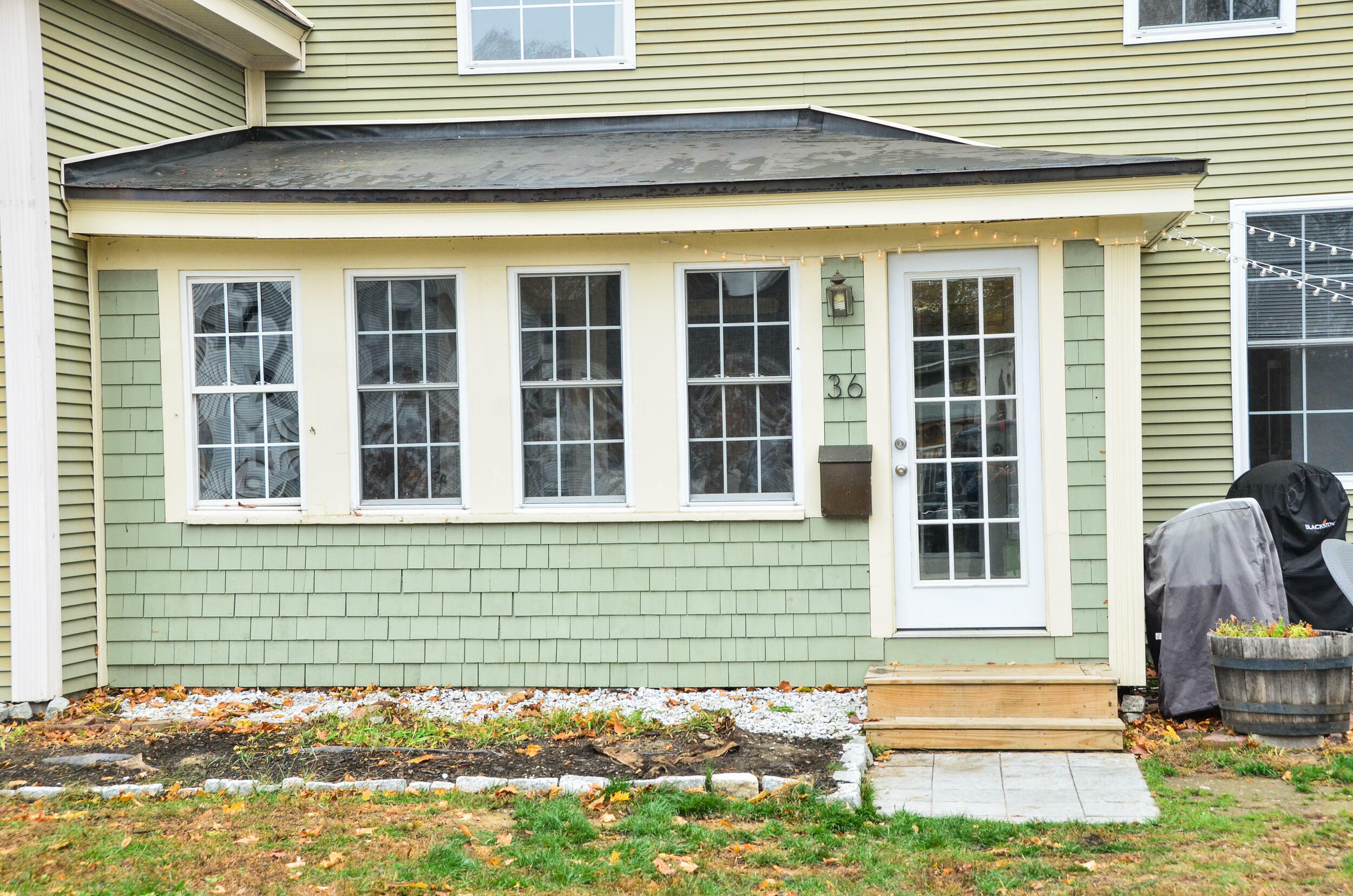 Property Photo:  36 Plummer Street  ME 04345 