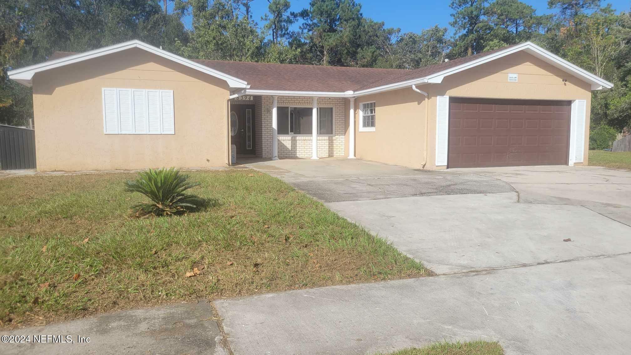 Property Photo:  8394 Kipling Court  FL 32244 