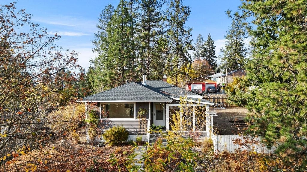 Property Photo:  3120 W Circle Pl  WA 99205 