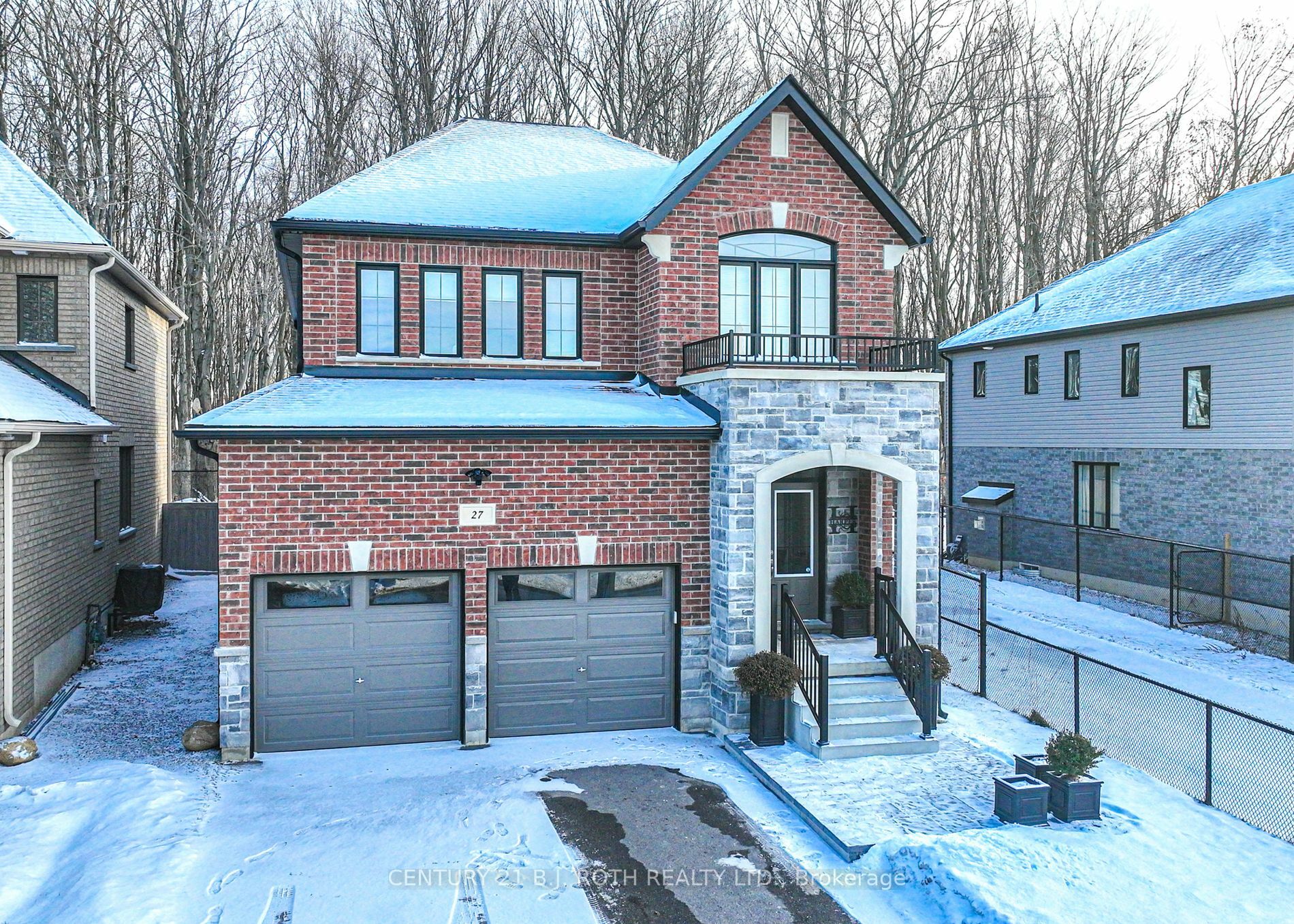 27 Atlantis Dr  Orillia ON L3V 8L4 photo