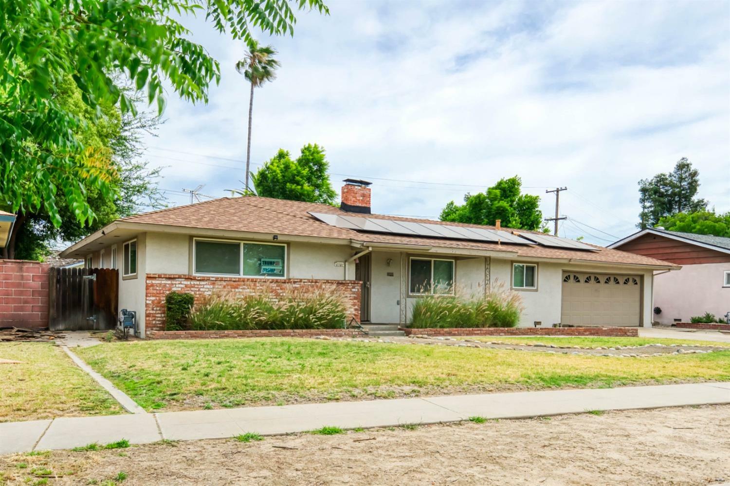 Property Photo:  2975 E Millen  CA 93726 