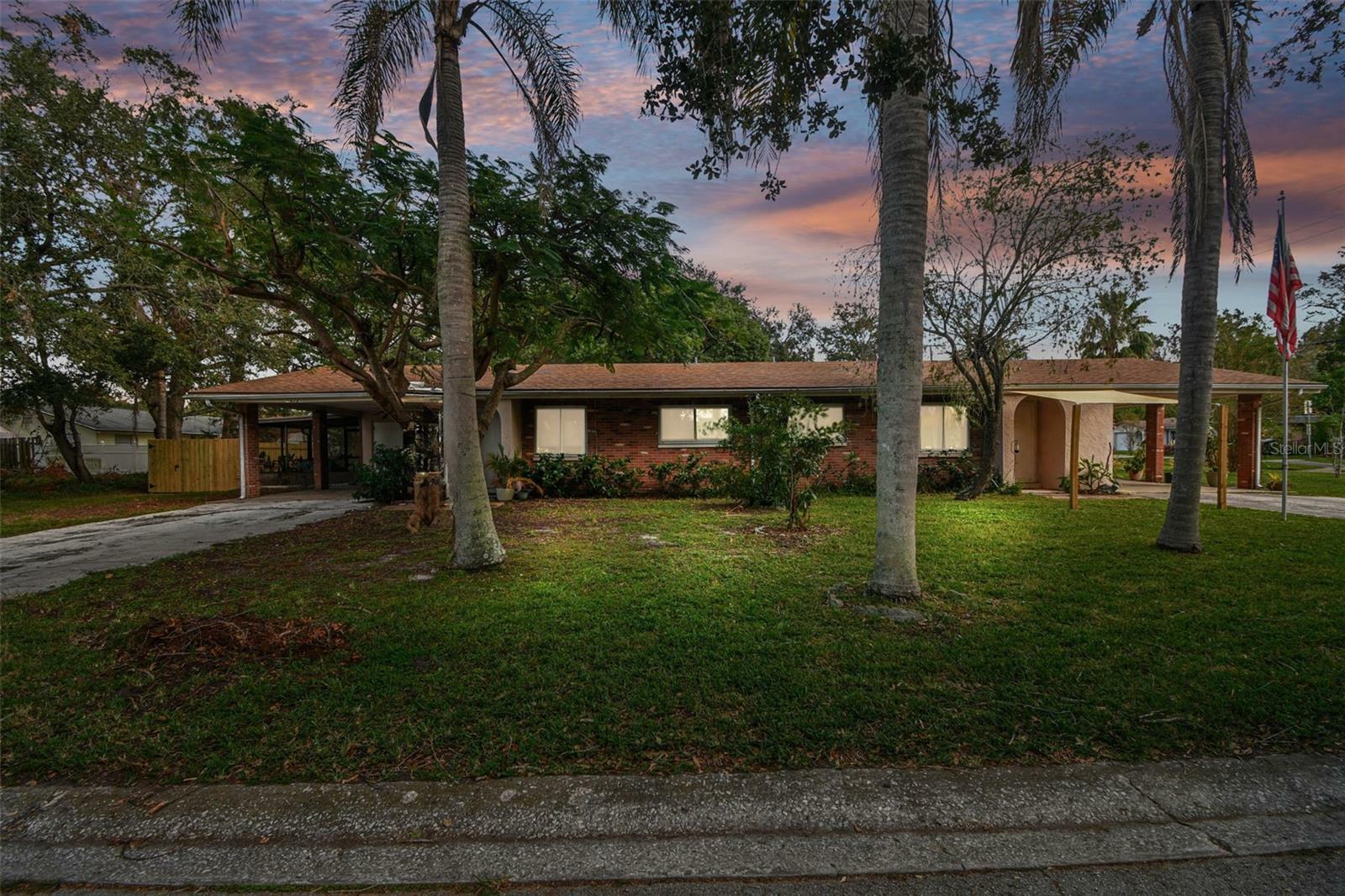 Property Photo:  1573 Pine Street  FL 33770 