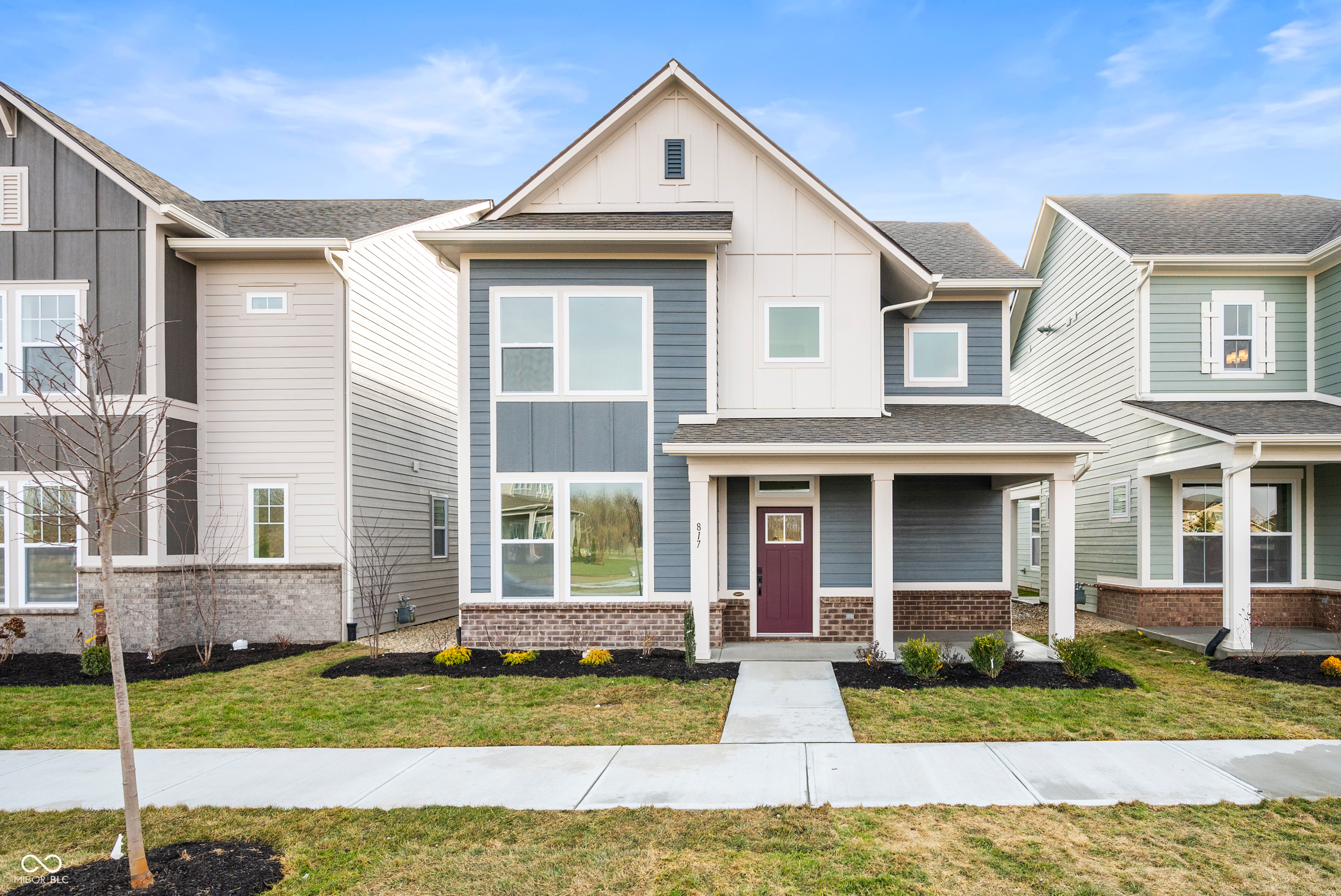 Property Photo: 817 Rose Garden Way IN 46074