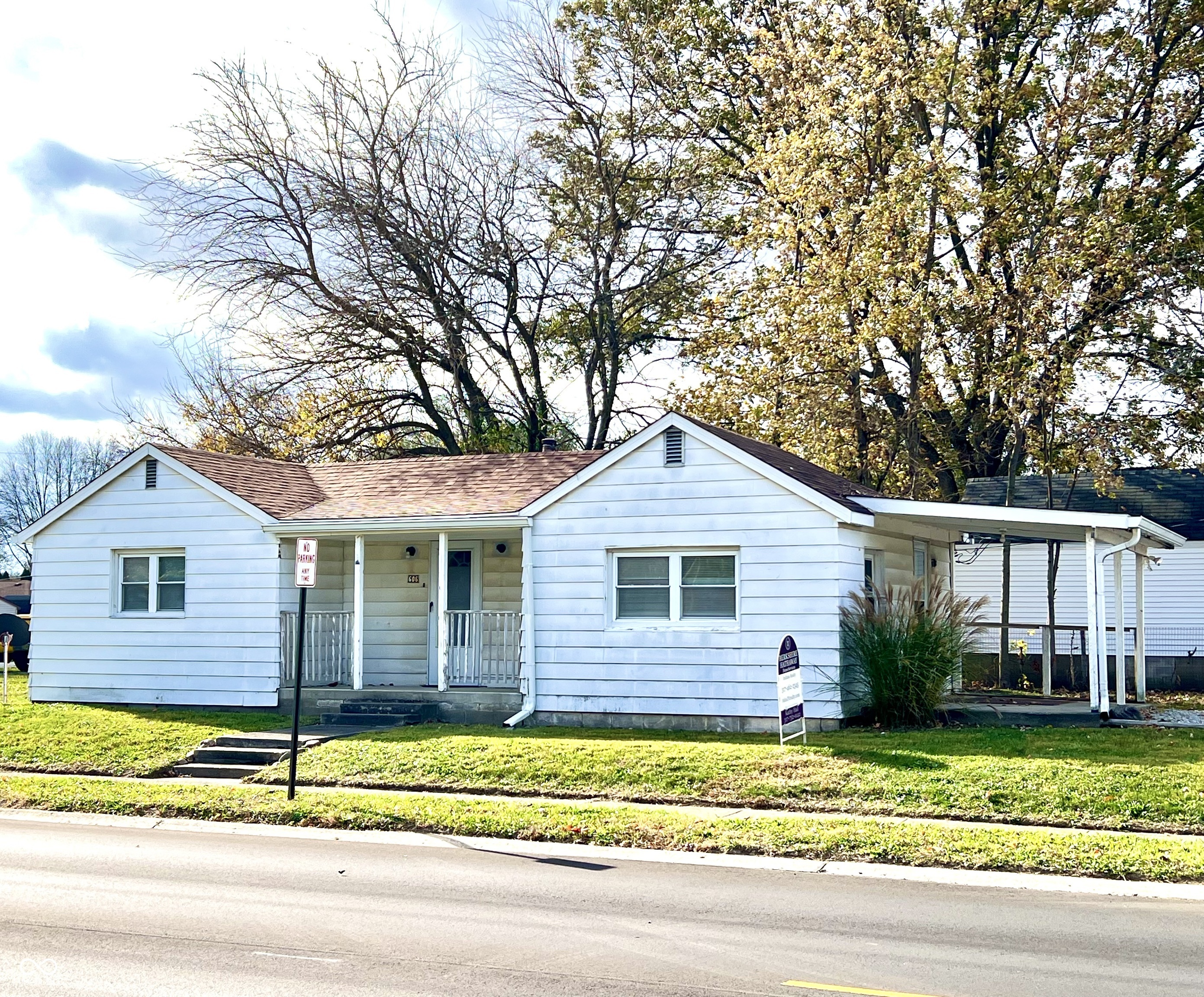 Property Photo:  606 N Franklin Street  IN 46140 