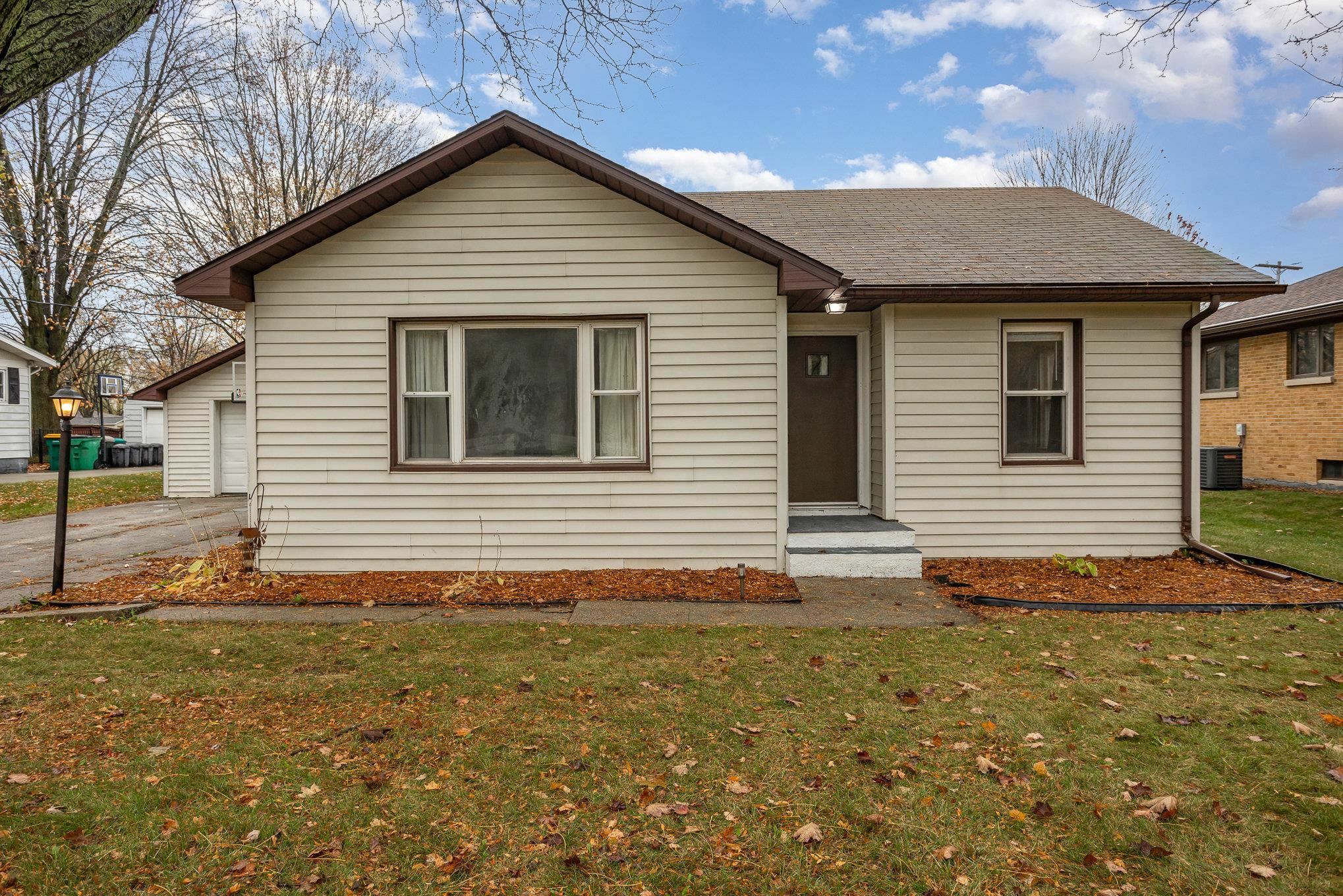 Property Photo:  4715 Monitor Road  MI 48706 