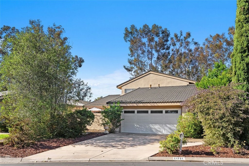 Property Photo:  21751 Eveningside Lane  CA 92630 