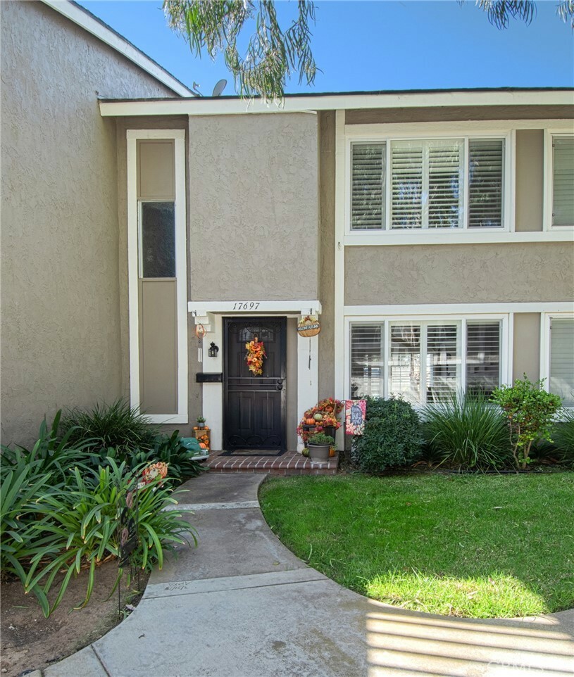 Property Photo:  17697 Brittany Lane 73  CA 92647 