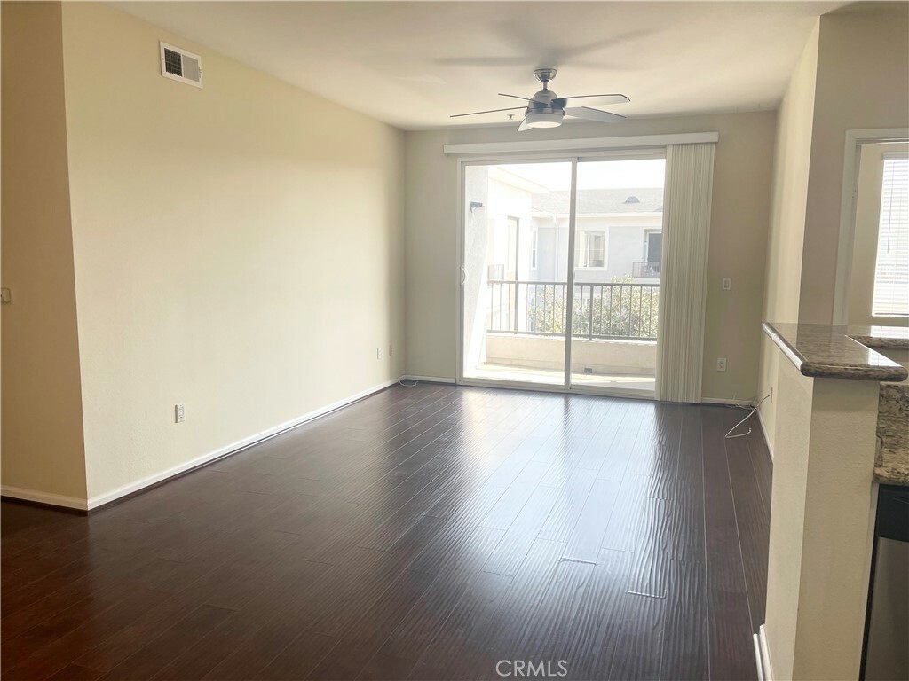 Property Photo:  1801 E Katella Avenue 4043  CA 92805 