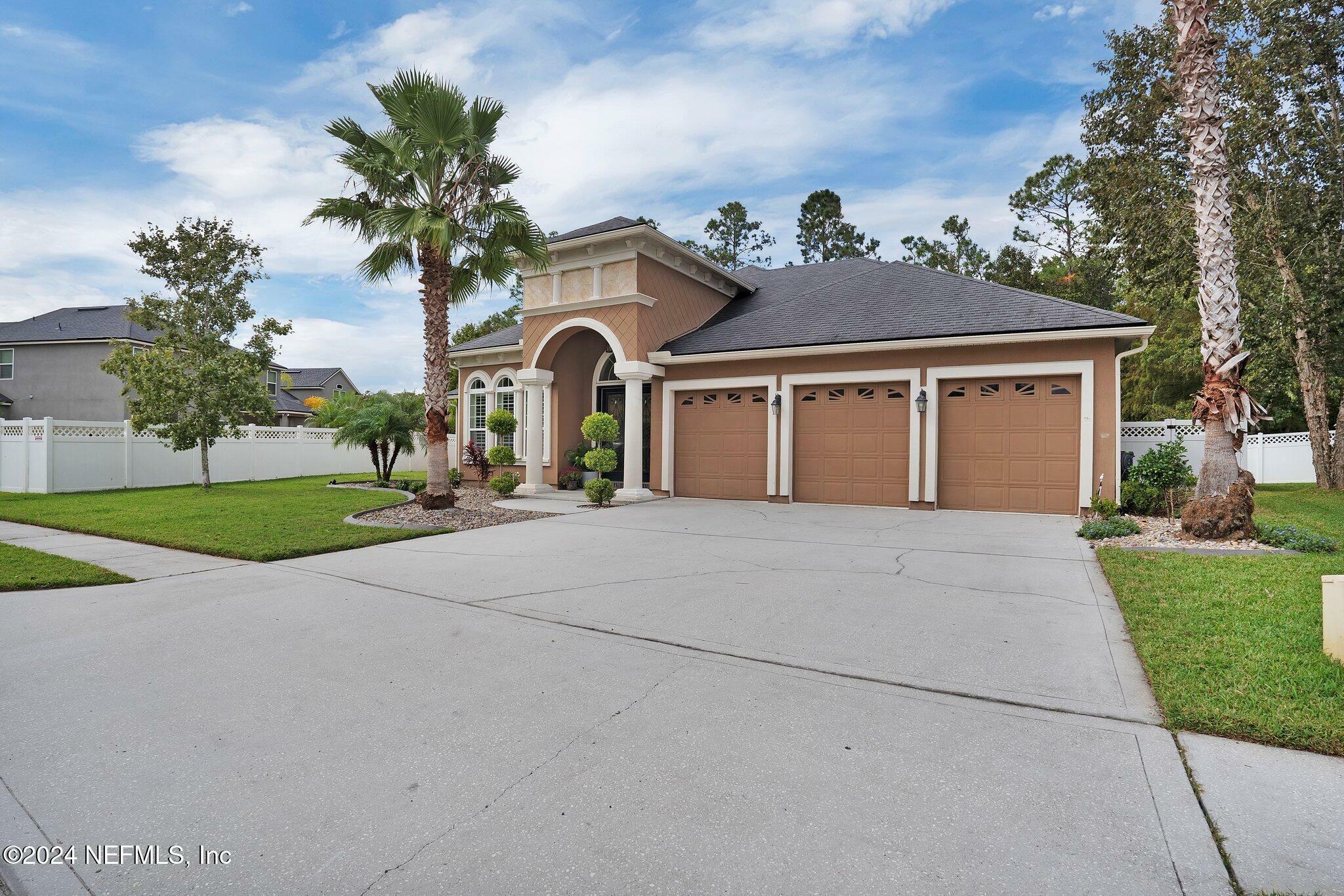 Property Photo:  805 Kilbride Circle  FL 32259 