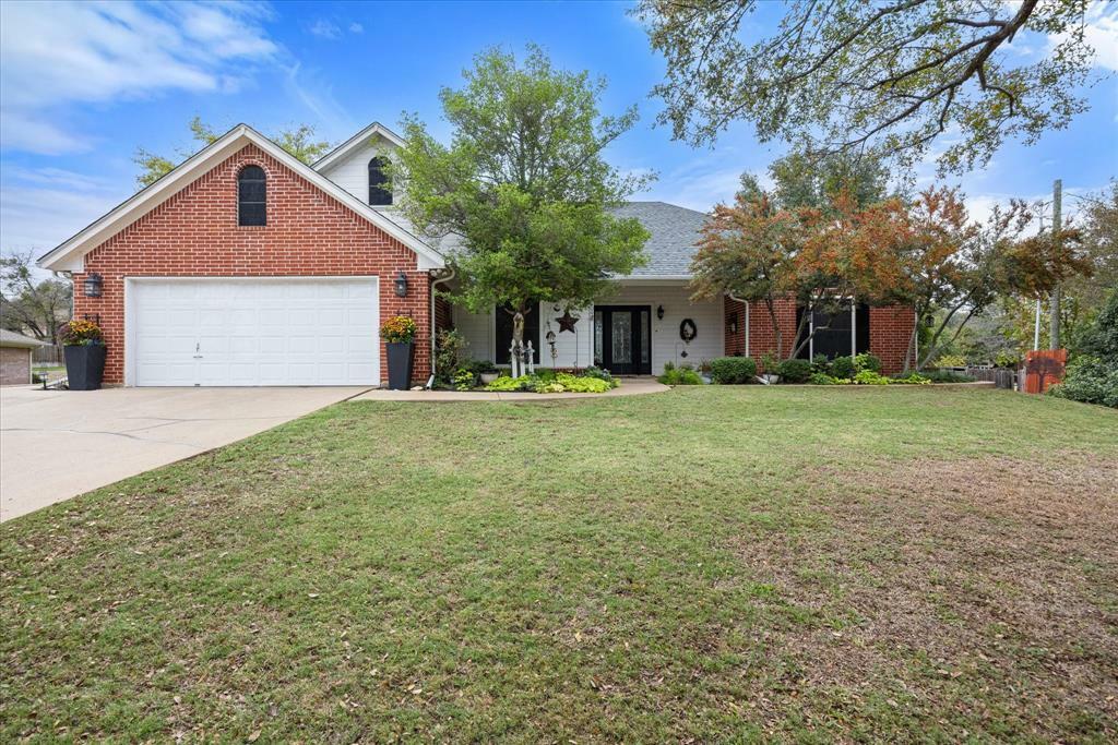 Property Photo:  4104 Cimmaron Trail  TX 76049 