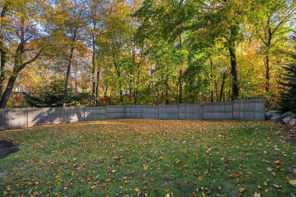 Property Photo:  7 Garden Road  MA 02481 