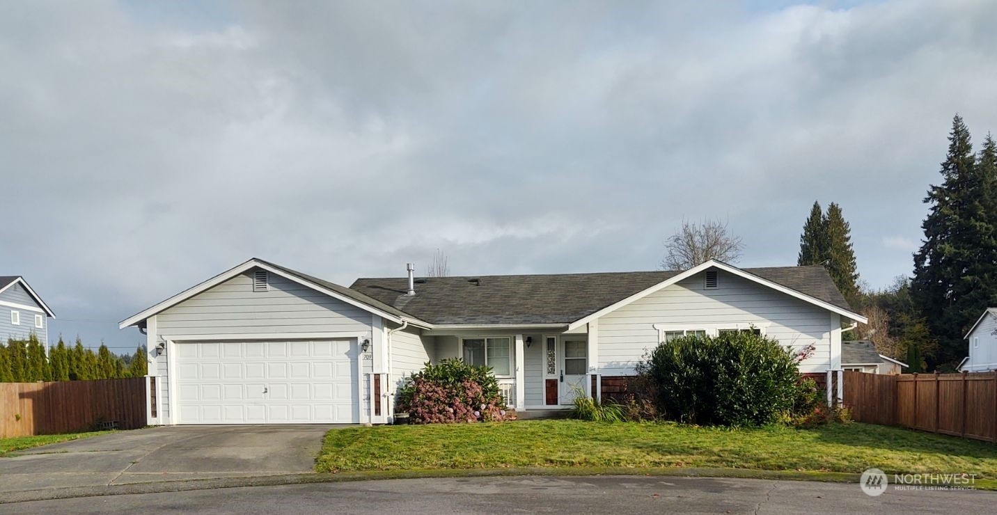 Property Photo: 709 Leola Lane WA 98252