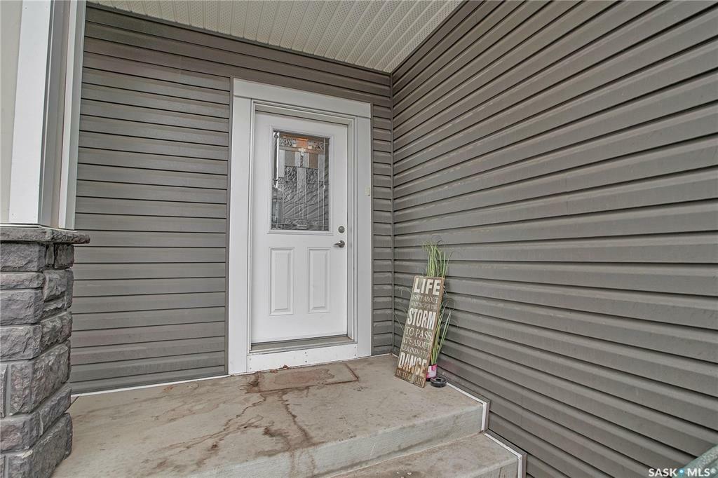 Property Photo:  115 Veltkamp Crescent 31  SK S7T 0T7 