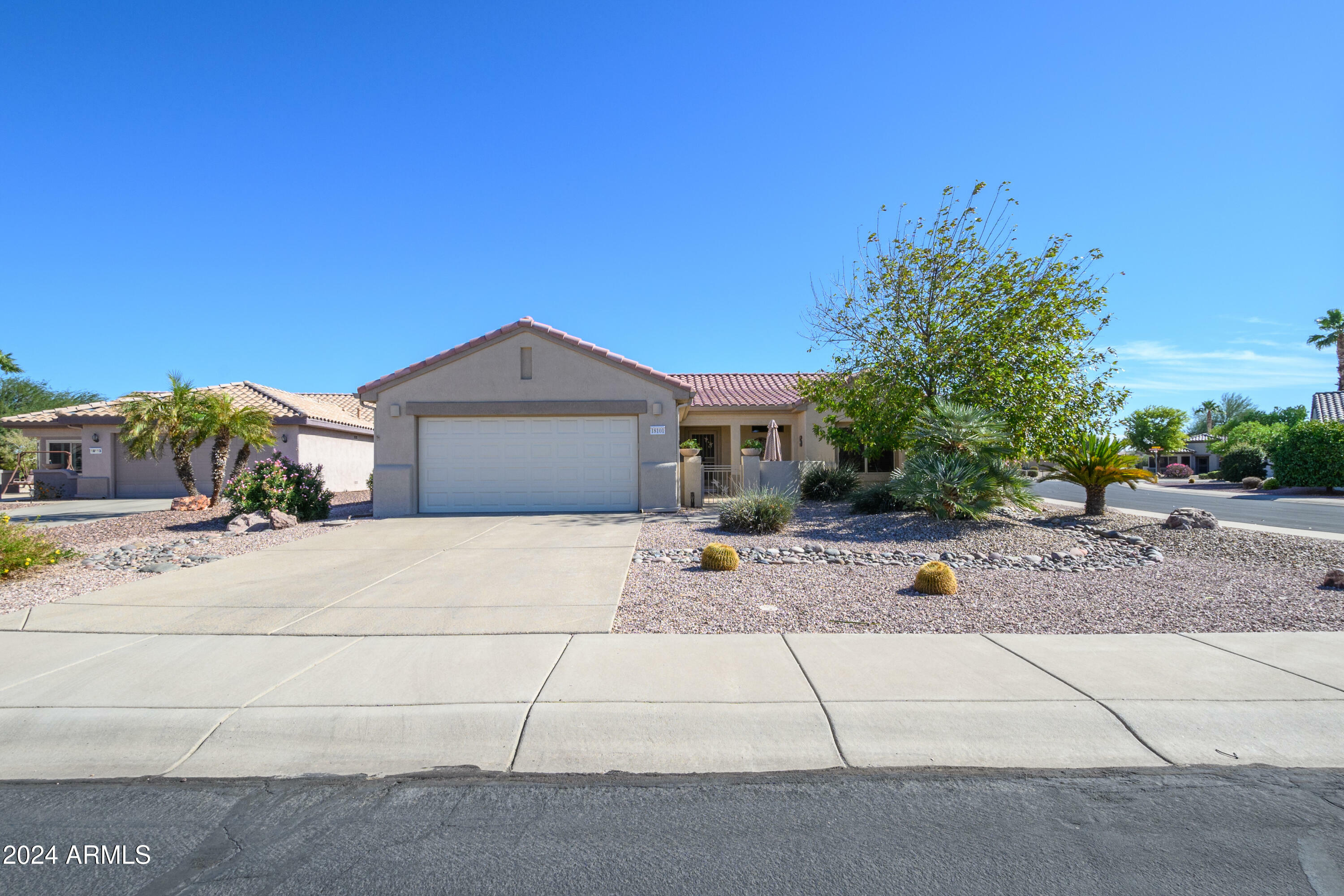 Property Photo:  18101 N Plaza Court  AZ 85374 