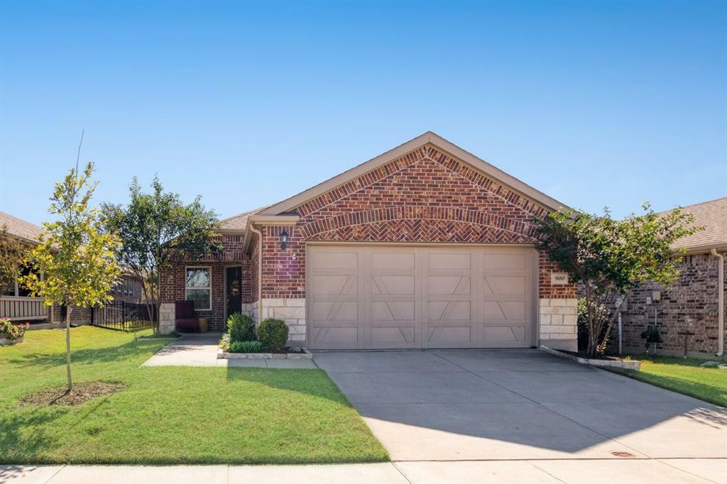 Property Photo:  900 Freedom Lane  TX 76227 