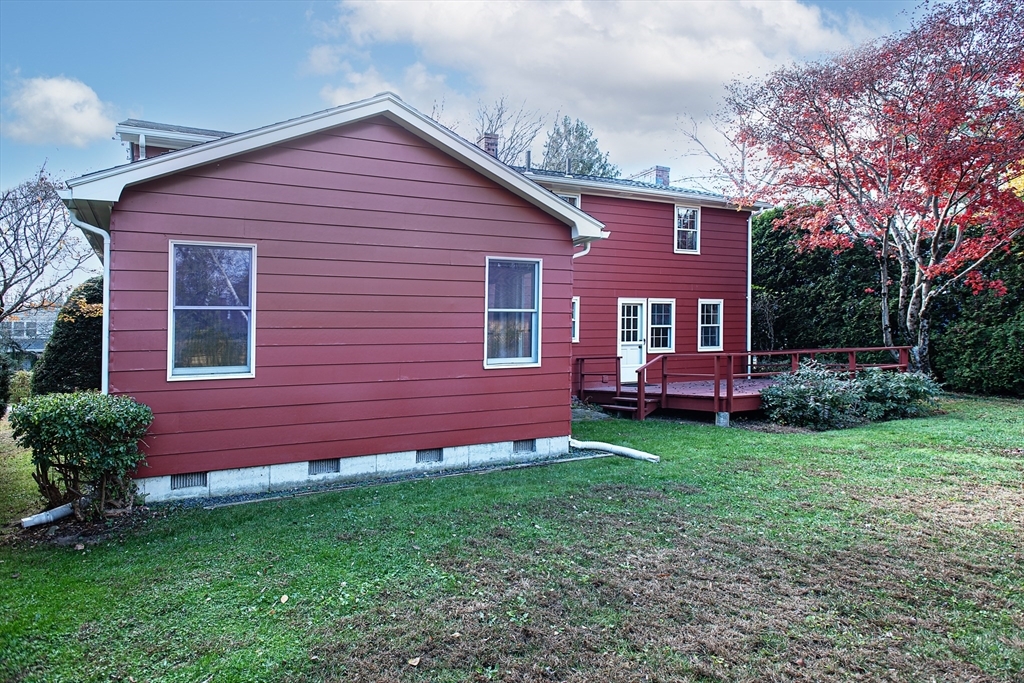 Property Photo:  18 Pilgrim Drive  MA 01060 