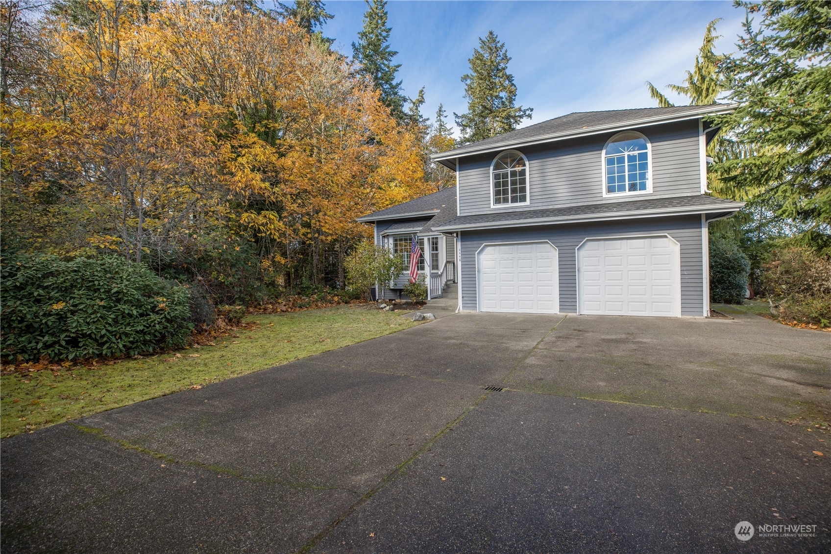 Property Photo:  4448  Waterman Ridge Lane E  WA 98366 