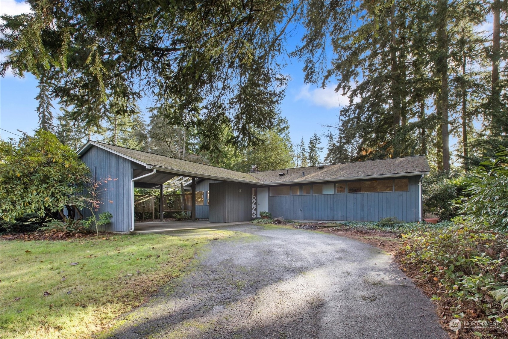 Property Photo:  16223 NE 28th Street  WA 98008 