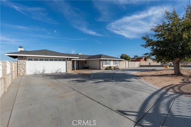 Property Photo: 11043 Locust Avenue CA 92345